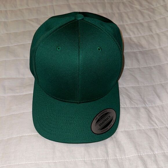 TEAM 365 OS Men’s YP Authentic SnapBack Green Cap - Picture 1 of 9